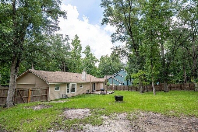 Building Photo - 4679 Inisheer Dr