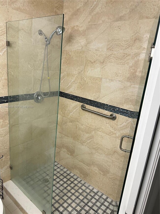 Building Photo - 1139 Freshwater Lakes Dr