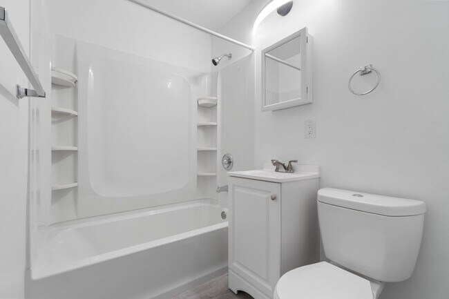 Building Photo - 66 Midland Heights Cir