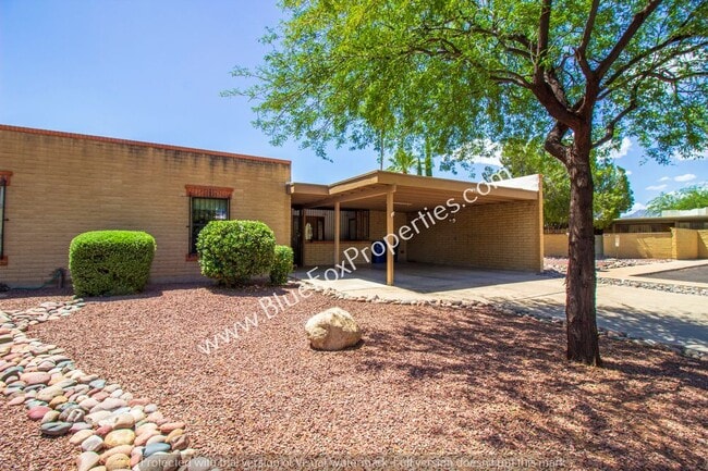 Primary Photo - 1458 S Park Ln