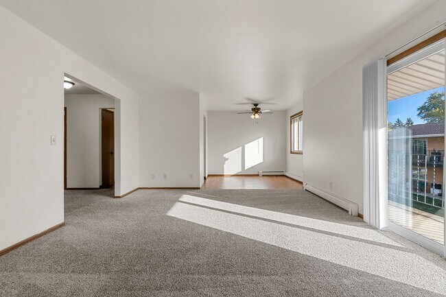 Interior Photo - Mapleview Apartments
