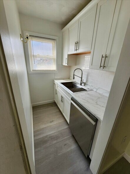 Building Photo - 50 Dunnell Ave