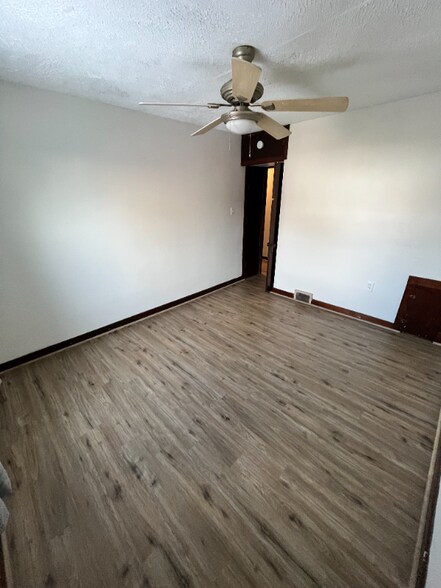 Building Photo - 3818 4th Ave