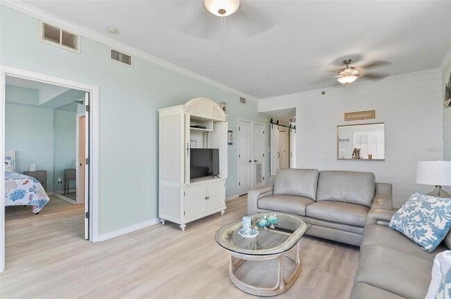 Building Photo - 104 Surfview Dr