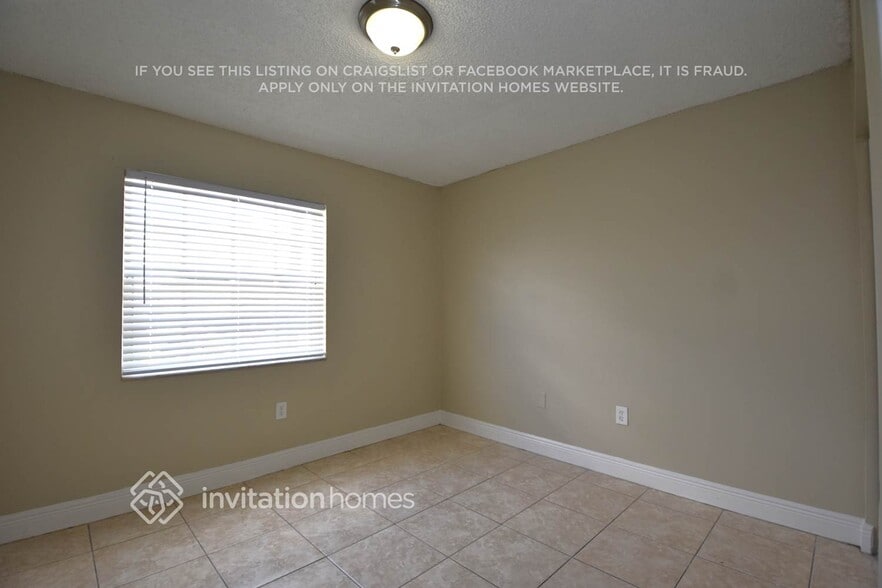 Building Photo - 7550 W 30th Ave