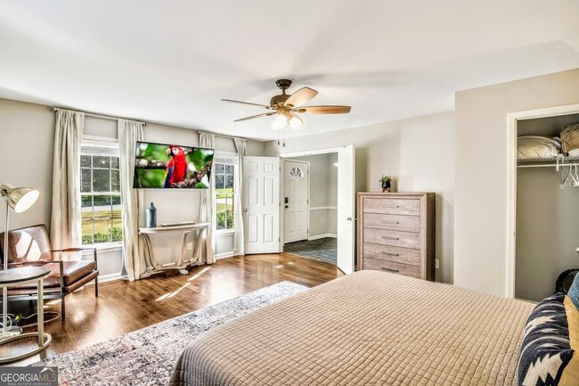 Building Photo - 2532 Lakebrook Ct