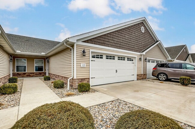 Building Photo - Victory Place Villas - 2 Bedroom, 2 Bathroom