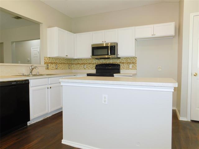 Building Photo - 1648 Crown Point Dr