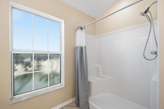 Building Photo - Beautiful 3 Bedroom Home for Rent in Palm Coast!