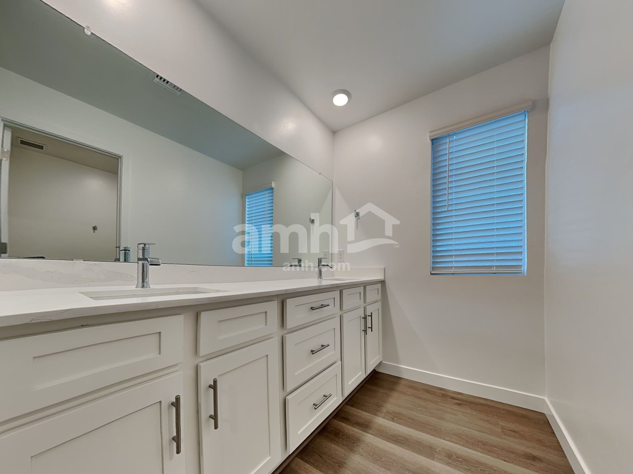 Building Photo - 6482 E Paseo Alga