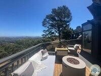 Building Photo - Tranquil & Sun Drenched 3BR|3BR in Heart o...