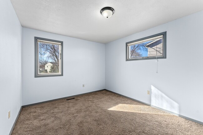 Bedroom 2 - 4012 E 24th St