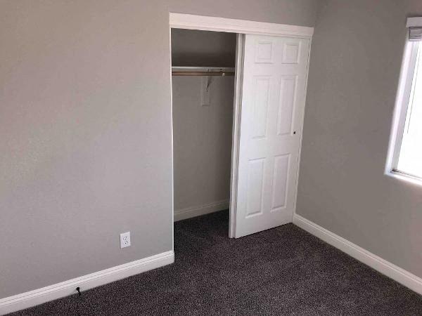 Building Photo - 5620 Royal Castle Ln