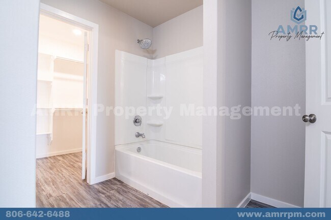 Building Photo - 2116 N Avenue K