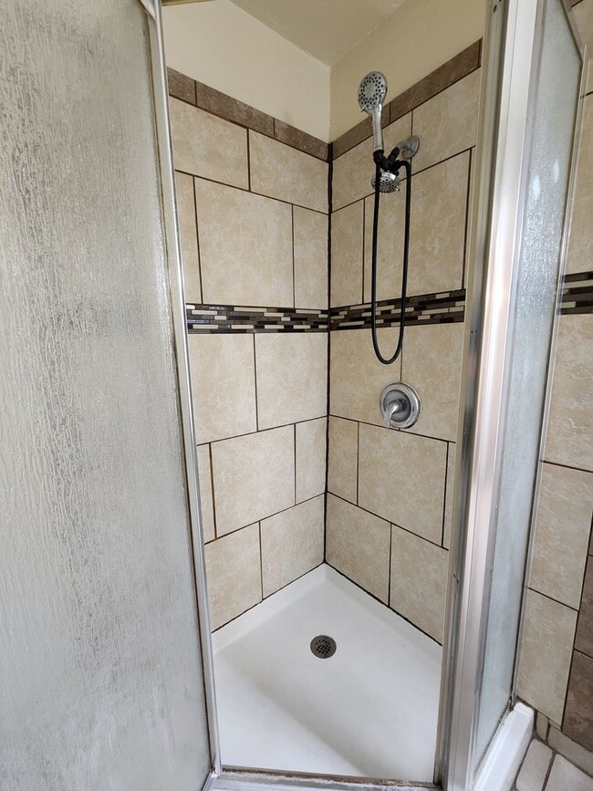 Building Photo - 1417 Fifth St.