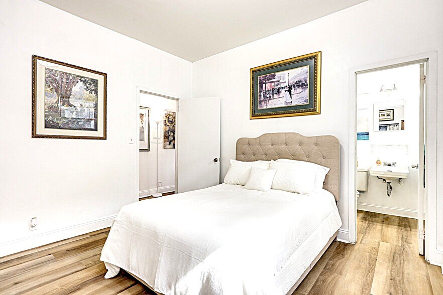 Bedroom SE View - 2604 Post St