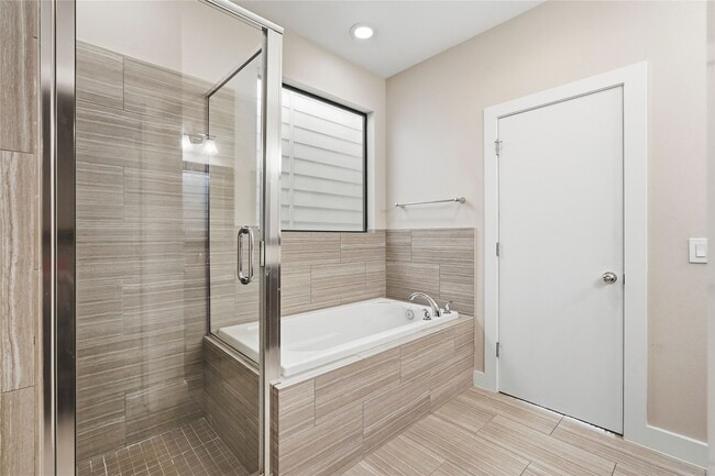 Building Photo - 1613 Milby St