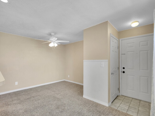 Building Photo - 4760 S Wadsworth Blvd