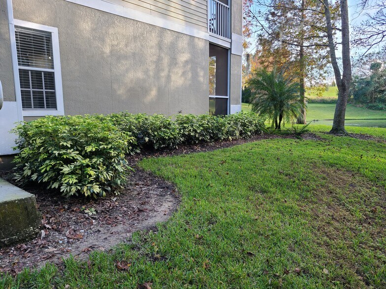 Outside2 - 4220 Summer Landing Dr