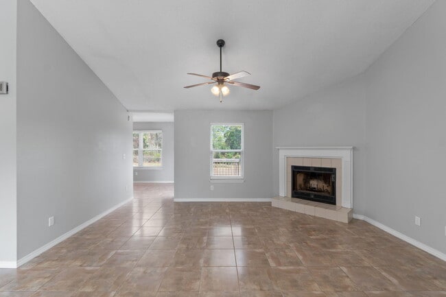 Building Photo - 8828 Arlington Ln