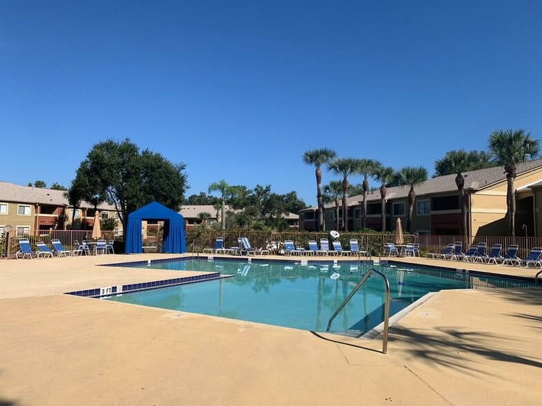 Building Photo - 610 Kenwick Cir