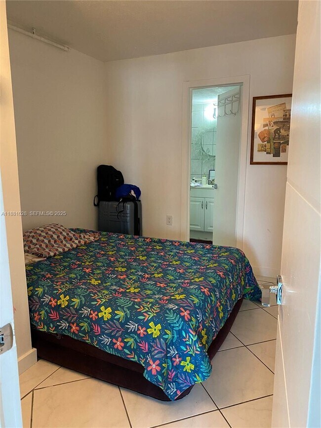 Building Photo - 1200 14th St