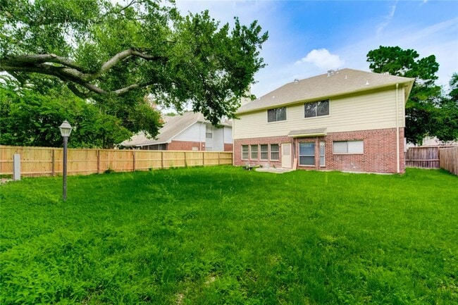 Building Photo - 1230 Manchester Cir