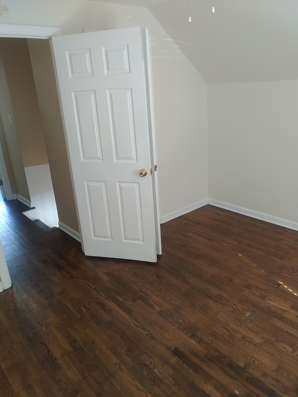 Building Photo - 4201 Dinglewood Ave