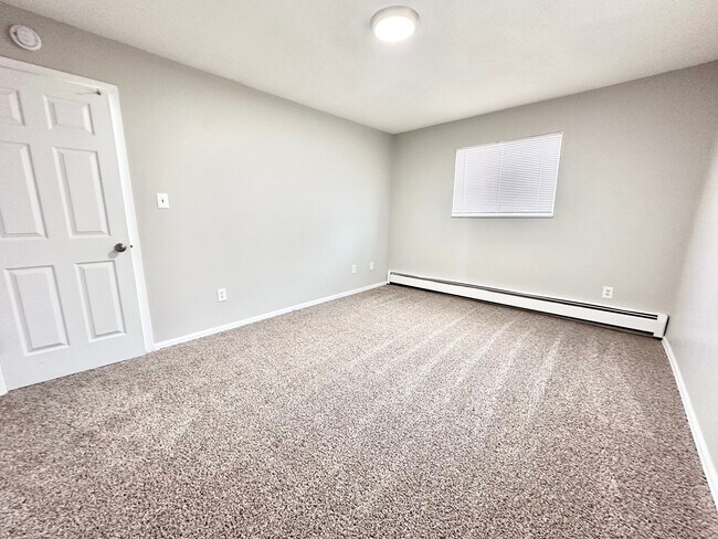 IMG_6411 - 947-951 Allison Street