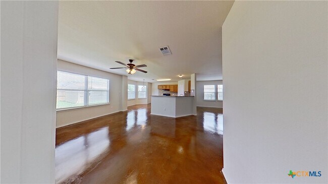 Building Photo - 126 Sylvan St