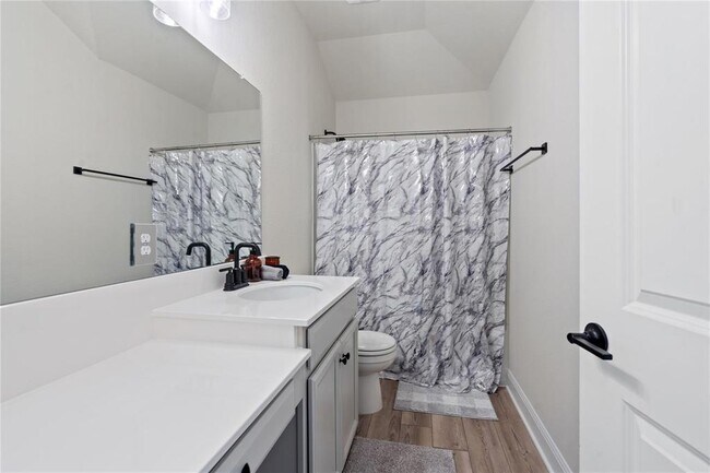 Building Photo - 156 Janelle Ln