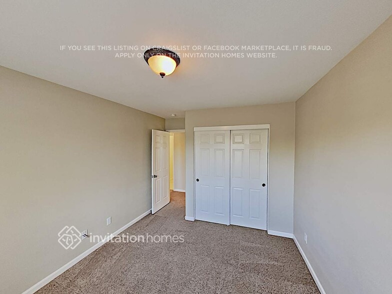 Building Photo - 1279 Regent Cir