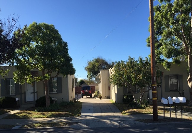 Street View - 330-338 W Prospect St