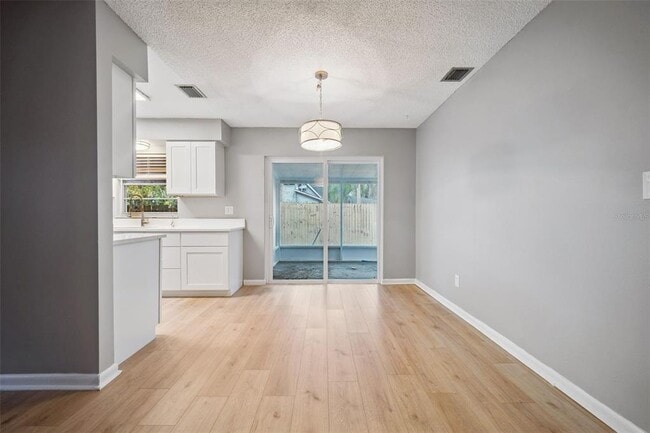 Building Photo - 1509 N Donnelly St