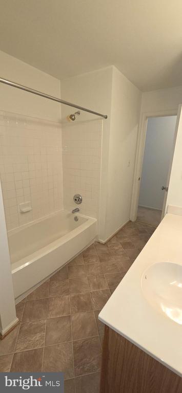 Building Photo - 15731 Pierre Ct