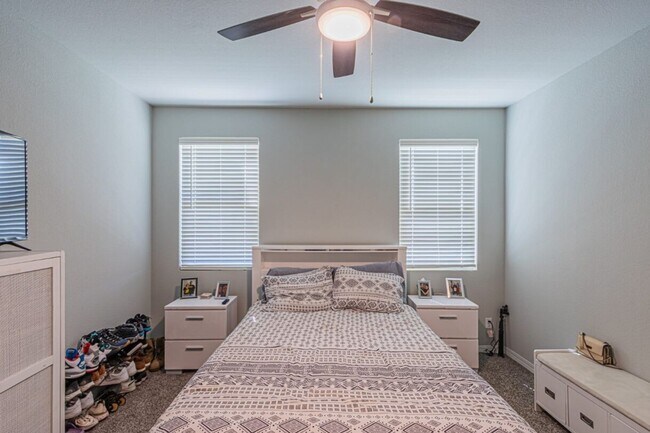 Building Photo - Beautiful home offers access to resort-style amenities