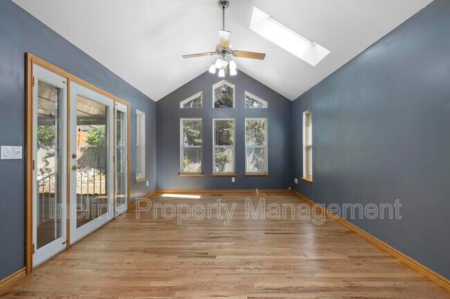 Building Photo - 3759 Alta Loma Dr E