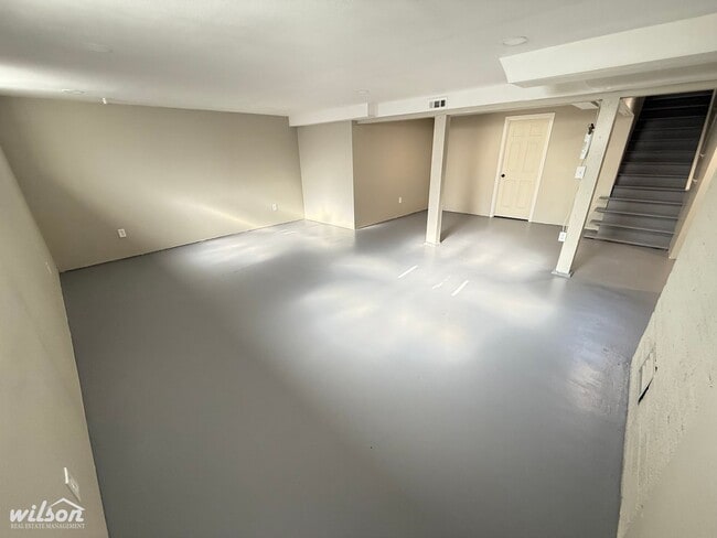 Building Photo - West Yakima 3-Bedroom Home with Spacious Living Areas