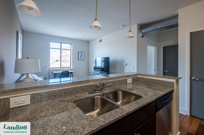 Primary Photo - 1820 E Broad St