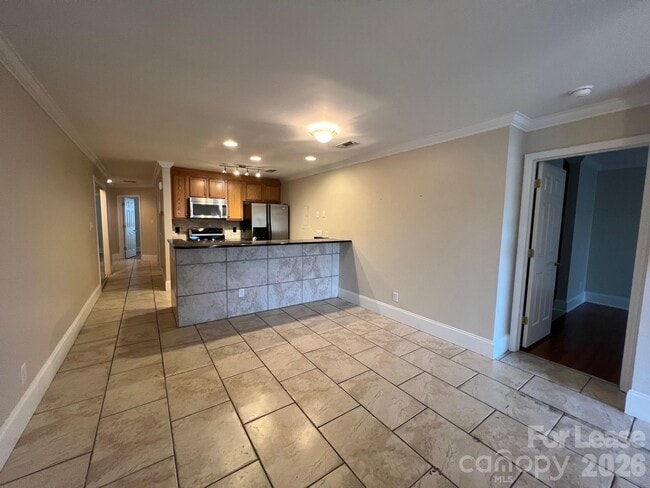 Building Photo - 18733 Vineyard Point Ln