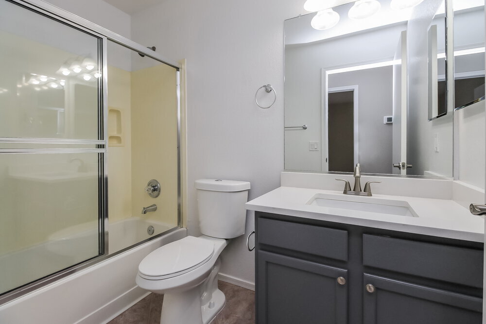 Building Photo - 2267 E Arabian Dr