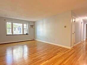 Building Photo - 100 Summer St