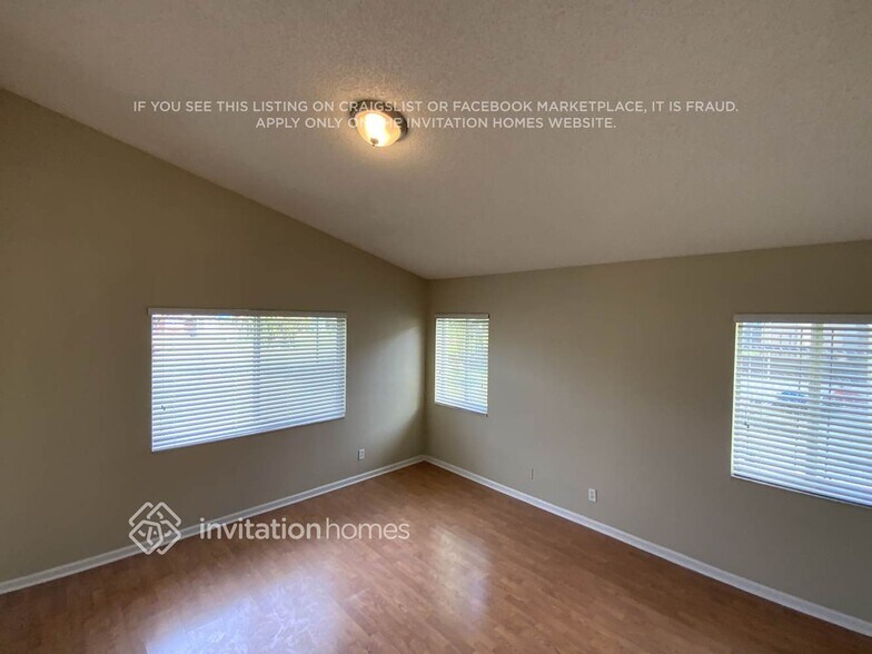 Building Photo - 5233 Rosen Blvd