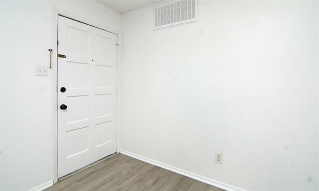 Building Photo - 636 Timberline Dr