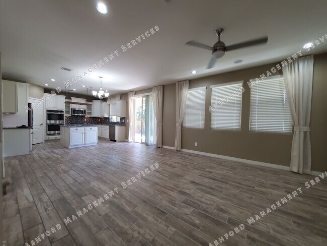 Building Photo - RANCHO CABRILLO 5 BEDROOM HOME FOR RENT
