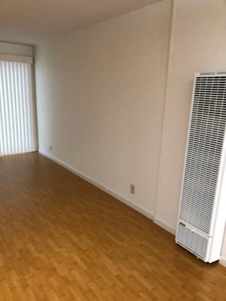 Building Photo - 1405 Oak Grove Ave