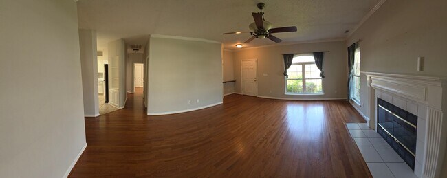 Building Photo - 2607 Quail Ridge Ln SW