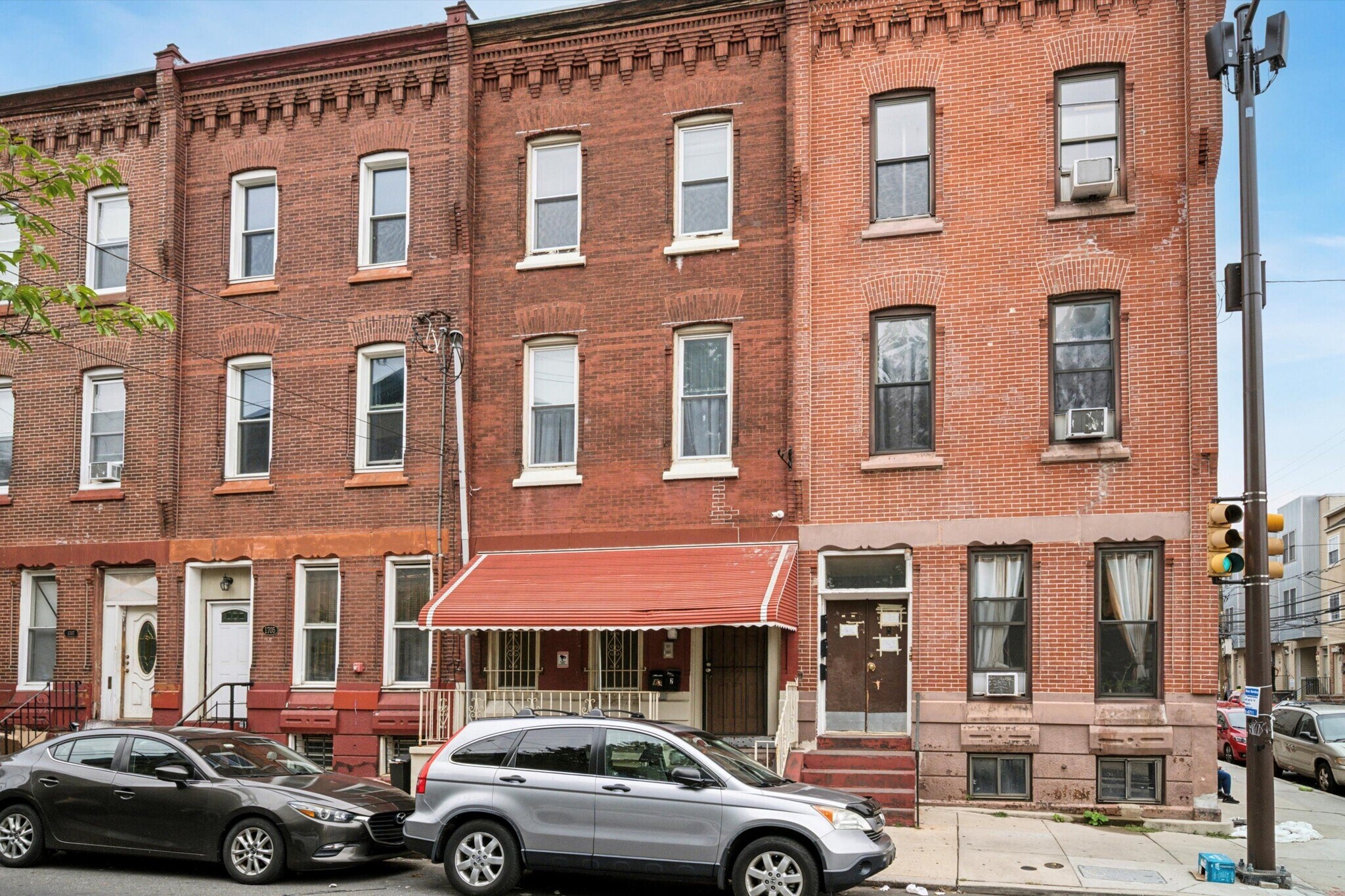 Building Photo - 1703 W Montgomery Ave