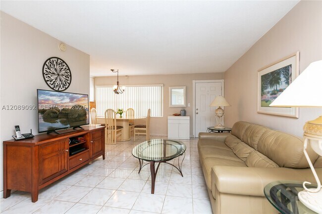 Building Photo - 3131 S Ocean Dr