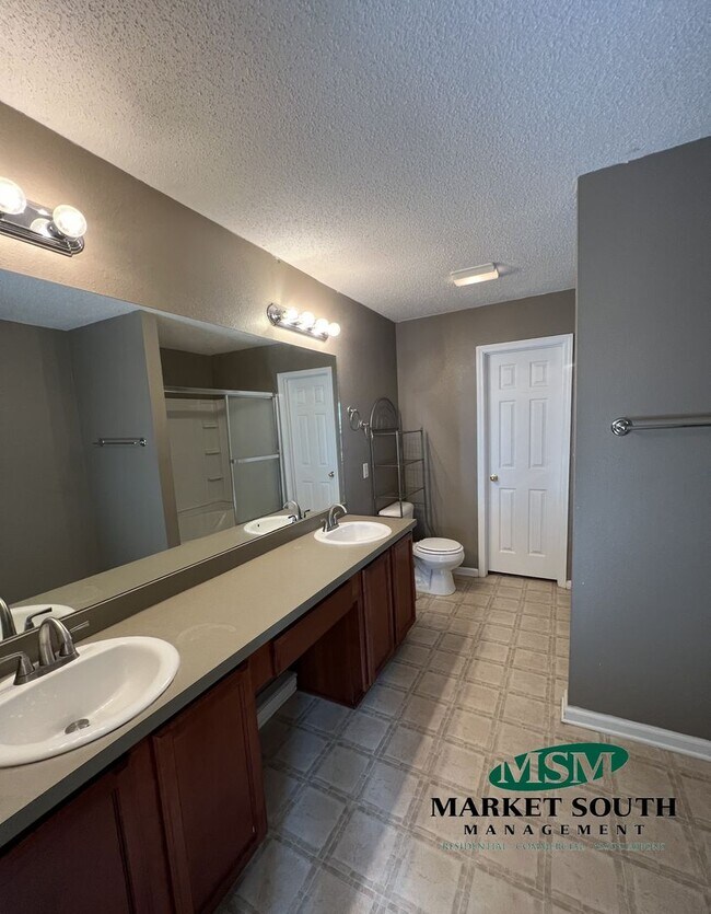 Building Photo - **APPLICATION PENDING! WEST CHATHAM - LAKE...